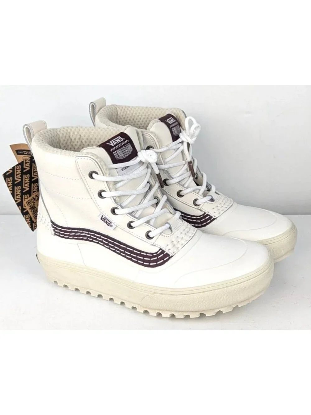 Men's 9.5, Women's 11 - Vans MTE Standard Mid Snow X Benny Urban Boot